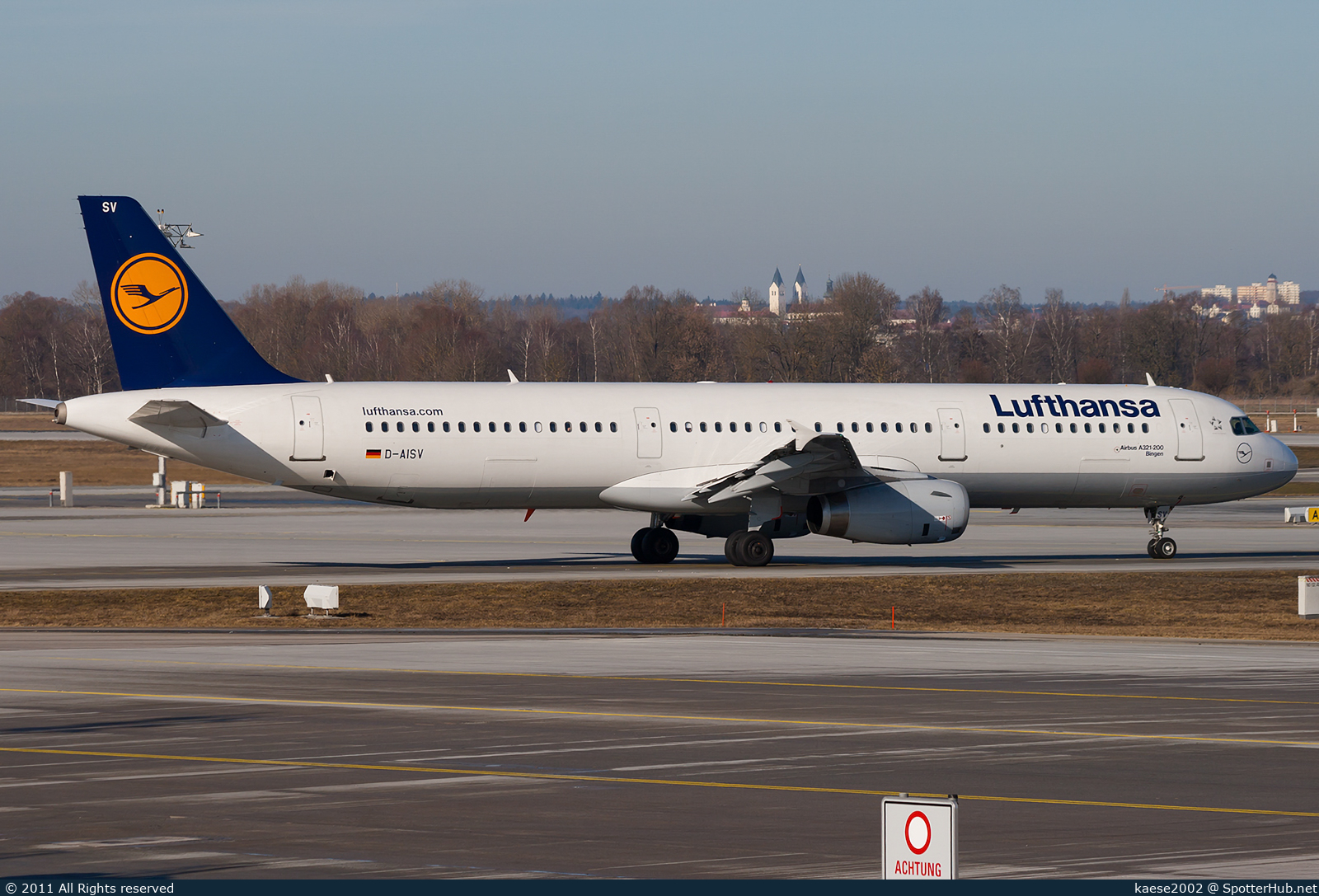 Photo of D-AISV - Airbus A321-231 operated by Lufthansa