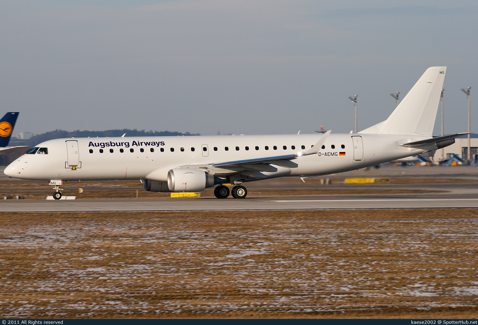 Photo of D-AEMG - Embraer ERJ-190LR operated by Augsburg Airways