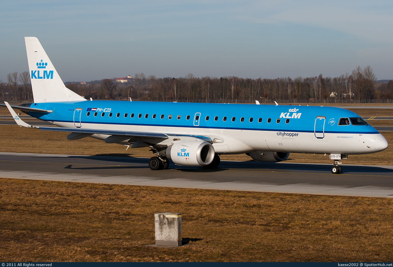 Photo of PH-EZD - Embraer ERJ-190STD operated by KLM Cityhopper