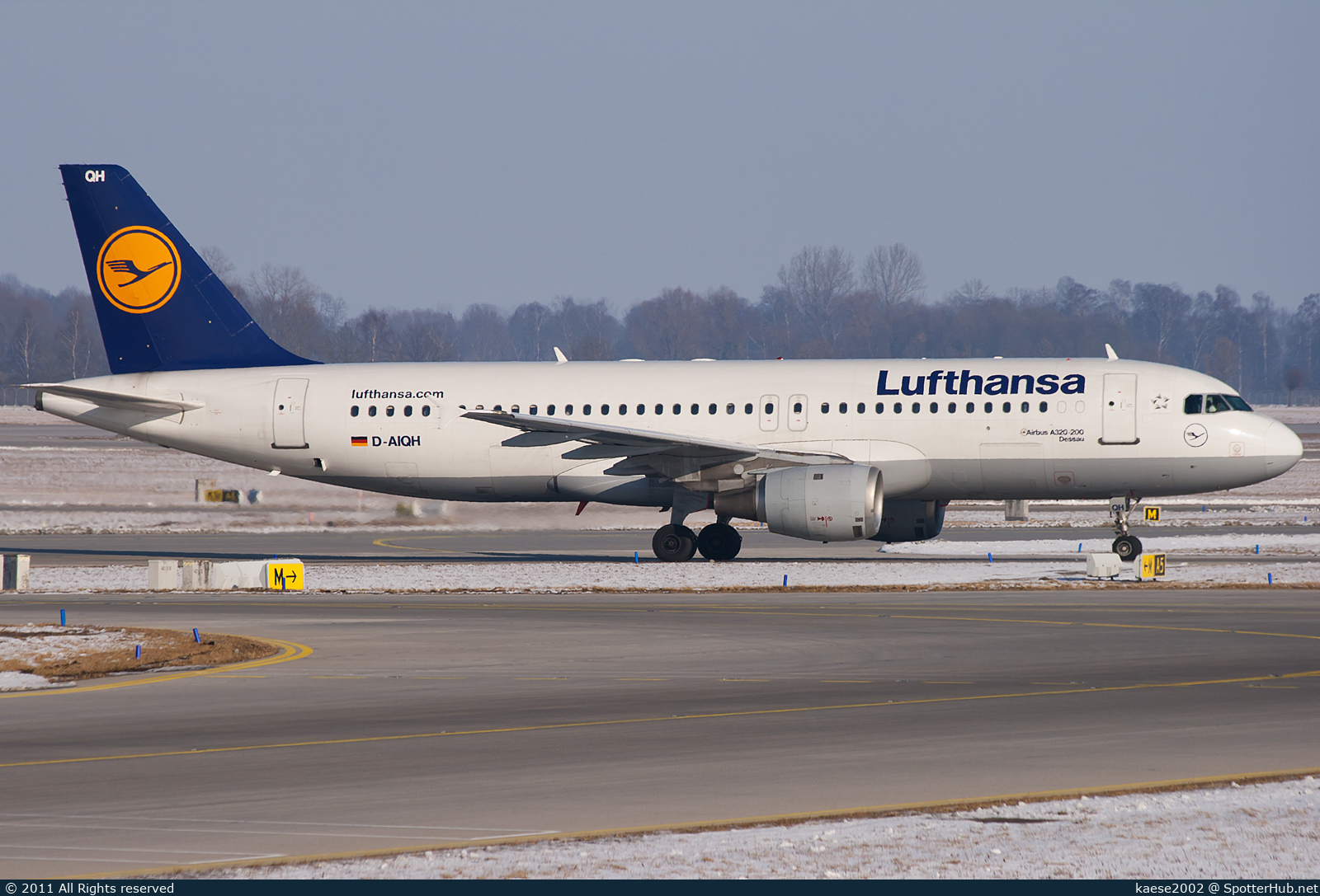 Photo of D-AIQH - Airbus A320-211 operated by Lufthansa