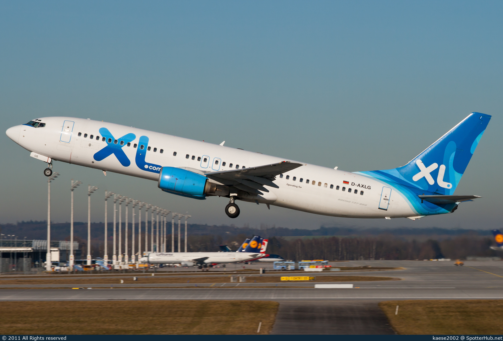 Photo of D-AXLG - Boeing 737-8Q8 operated by XL Airways Germany