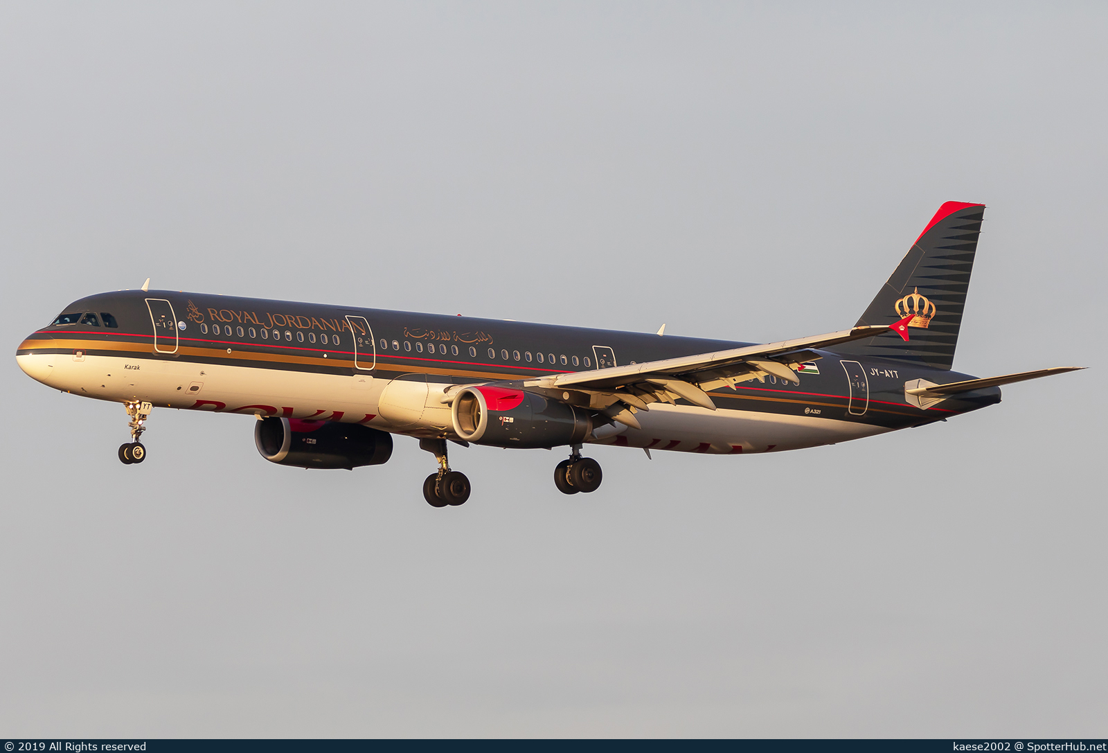 Photo of JY-AYT - Airbus A321-231 operated by Royal Jordanian Airlines
