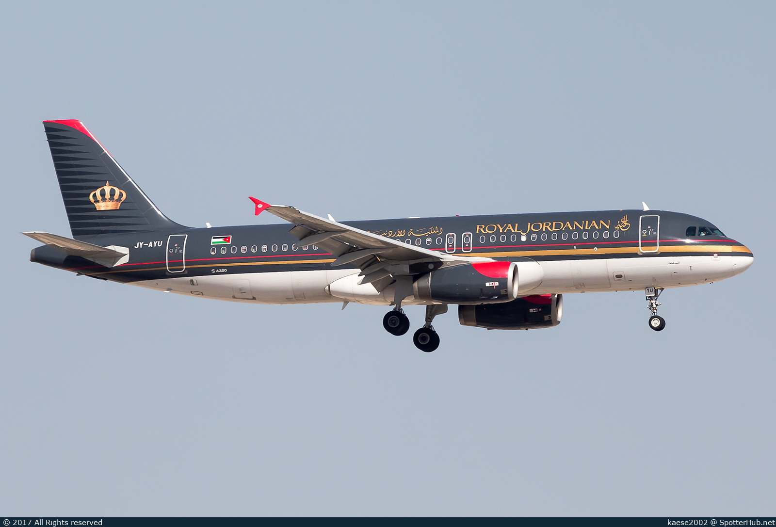 Photo of JY-AYU - Airbus A320-232 operated by Royal Jordanian Airlines