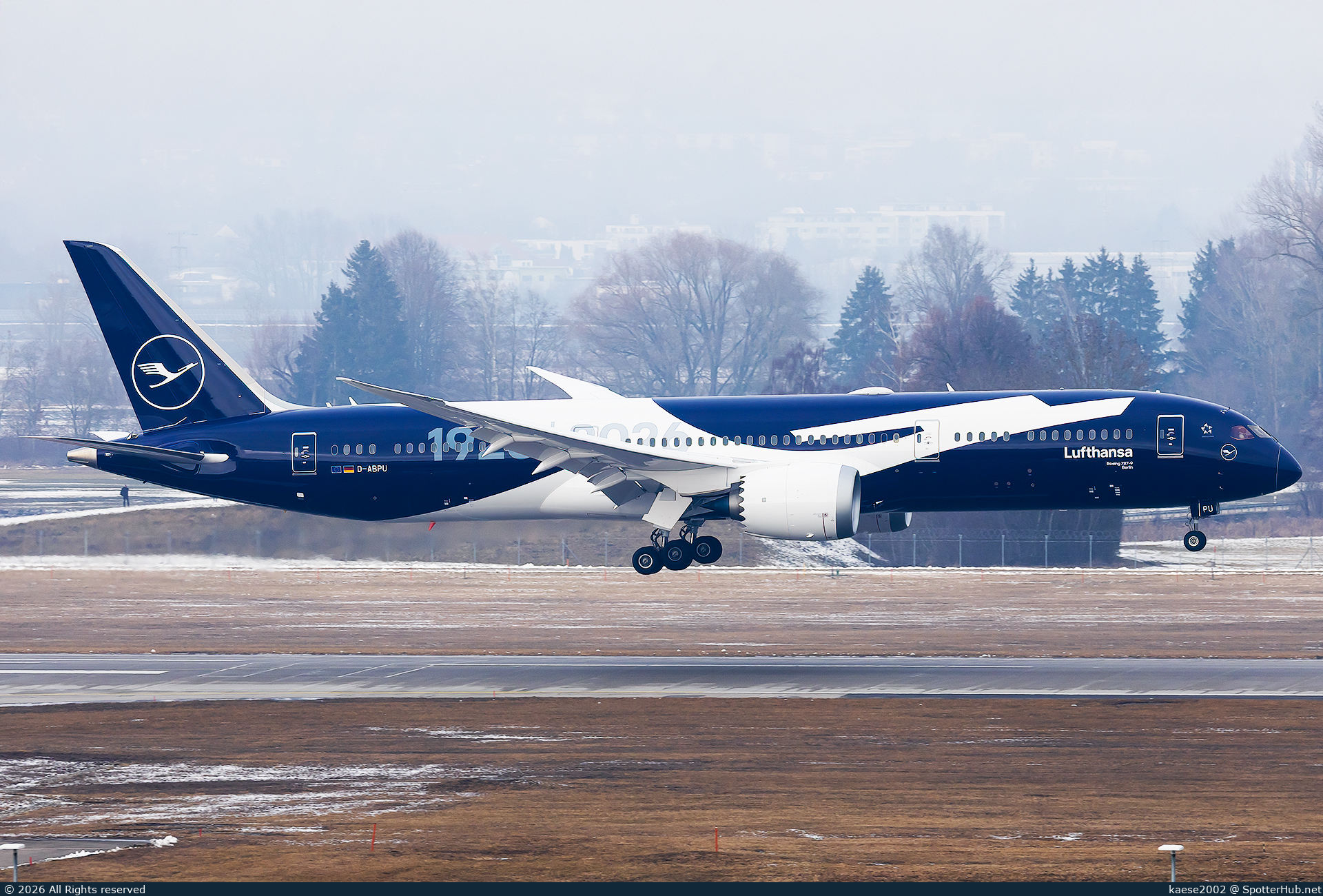 Photo of D-ABPU - Boeing 787-9 Dreamliner operated by Lufthansa