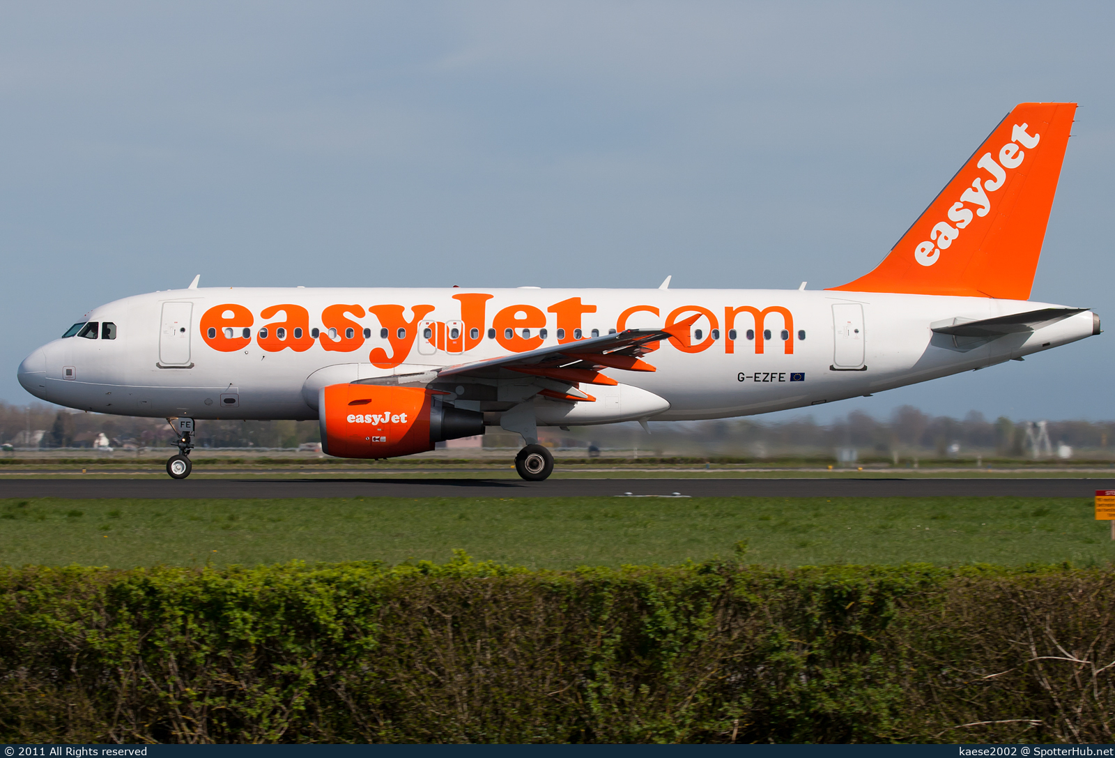 Photo of G-EZFE - Airbus A319-111 operated by easyJet