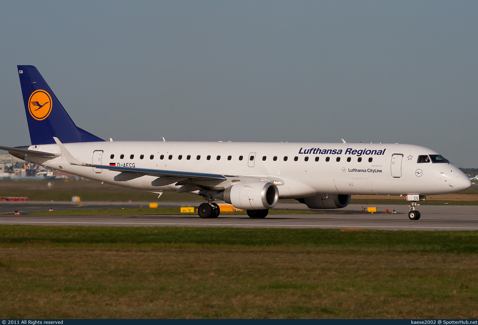Photo of D-AECG - Embraer ERJ-190LR operated by Lufthansa CityLine