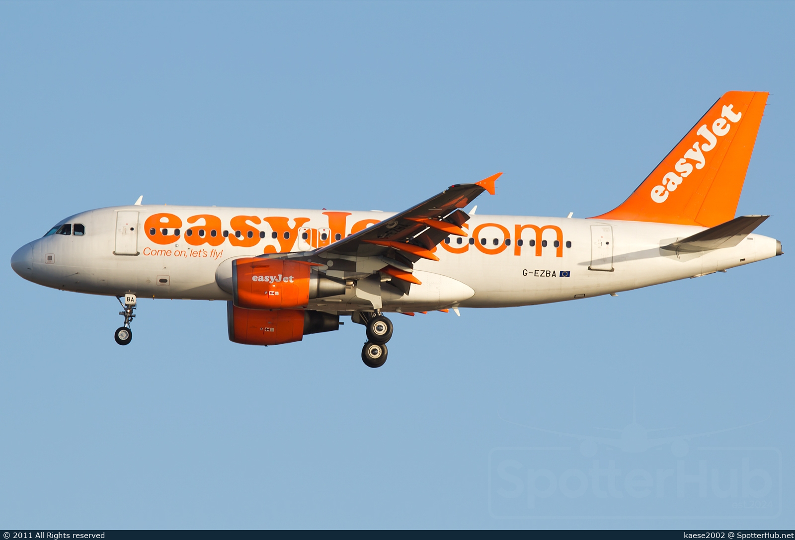 Photo of G-EZBA - Airbus A319-111 operated by easyJet