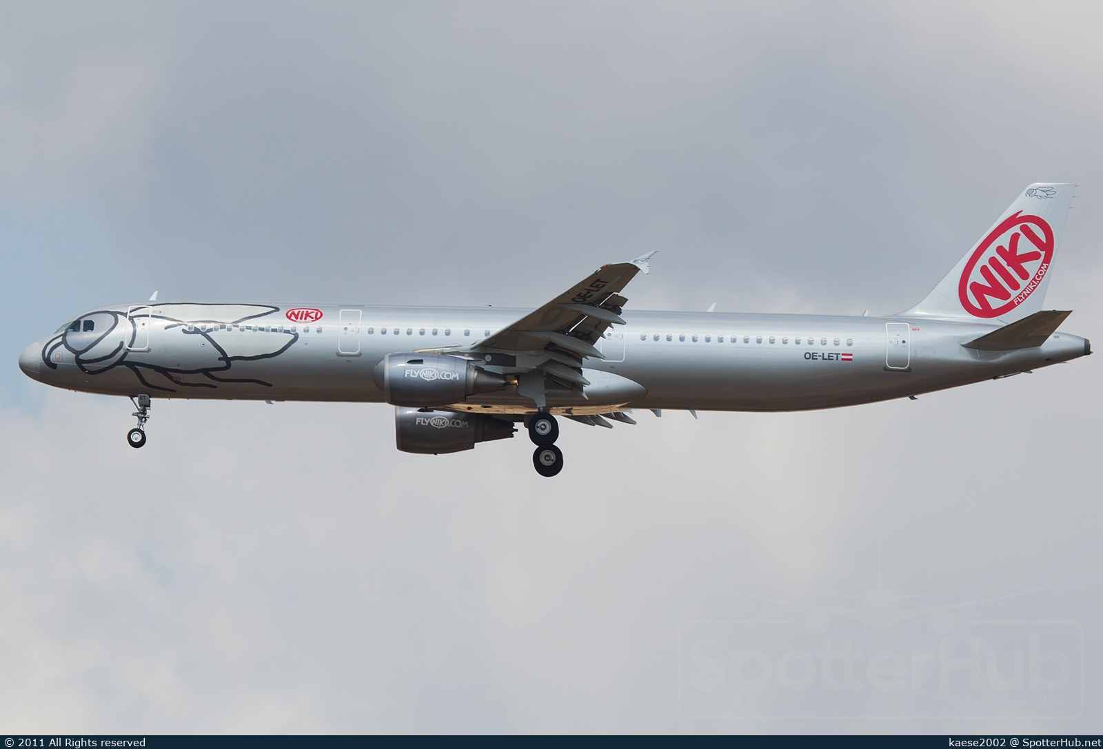 Photo of OE-LET - Airbus A321-211 operated by Niki