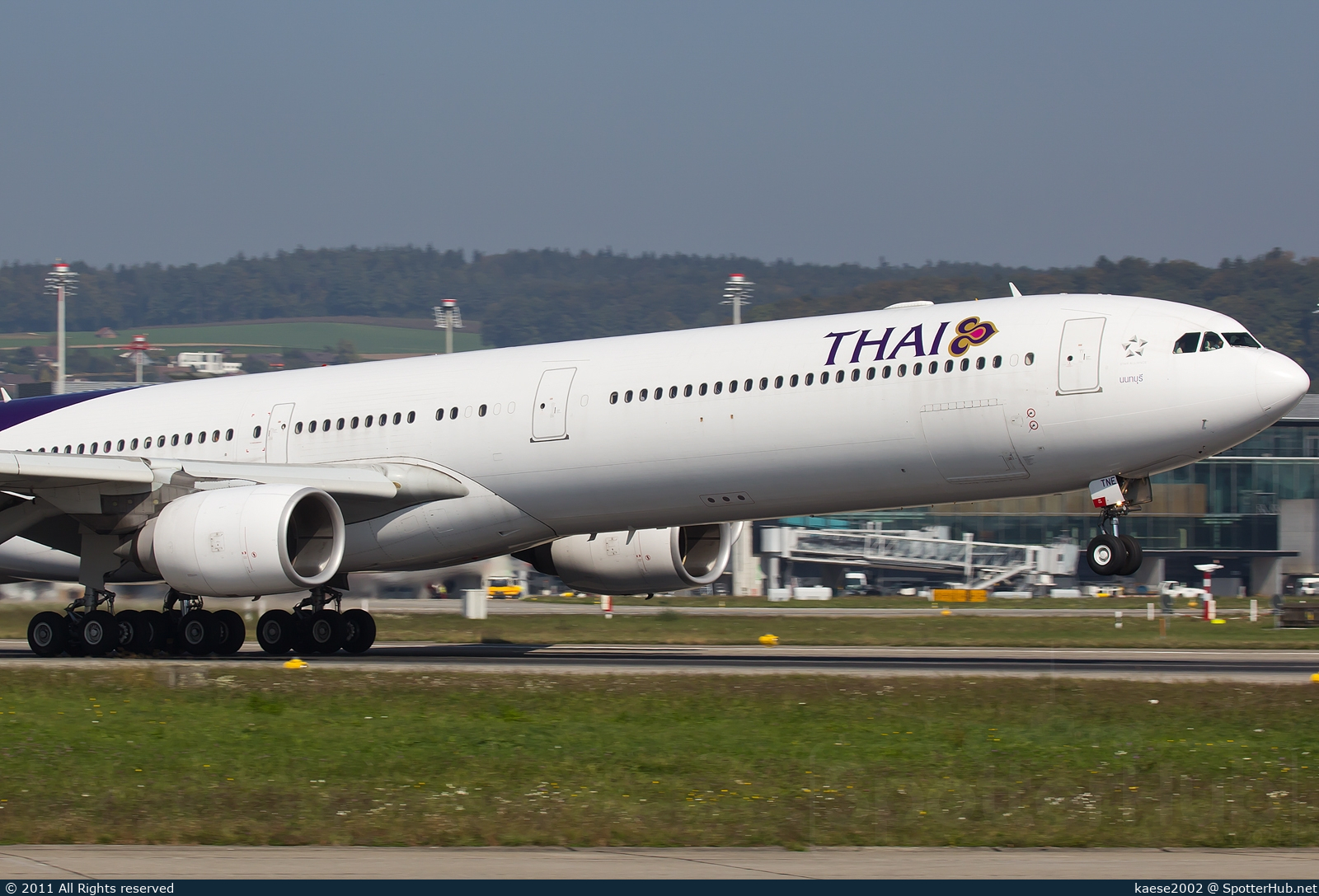Photo of HS-TNE - Airbus A340-642 operated by Thai Airways International