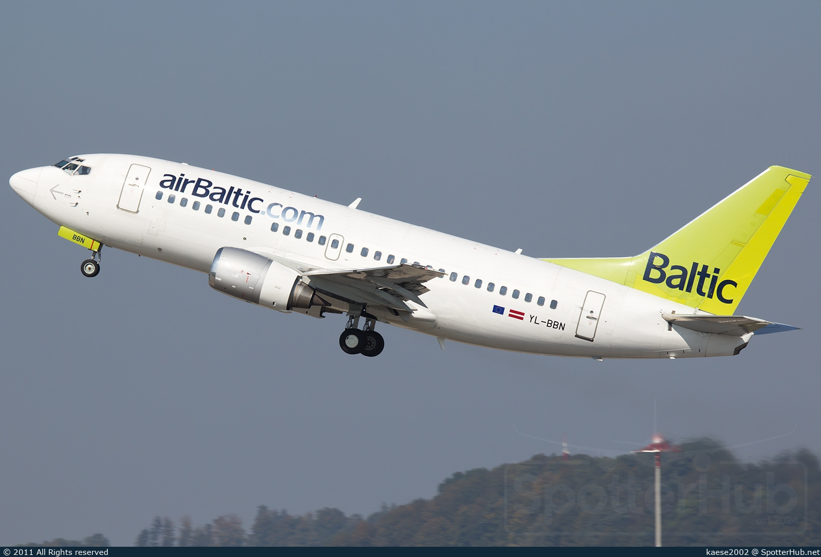 Photo of YL-BBN - Boeing 737-522 operated by airBaltic