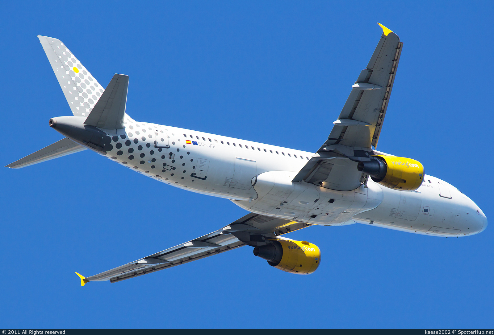 Photo of EC-JFF - Airbus A320-214 operated by Vueling