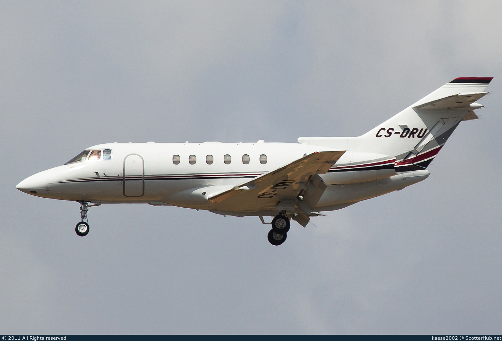 Photo of CS-DRU - Hawker Beechcraft 800XPi operated by NetJets Europe