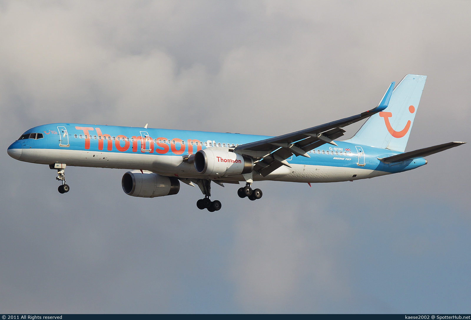 Photo of G-BYAY - Boeing 757-204 operated by Thomsonfly
