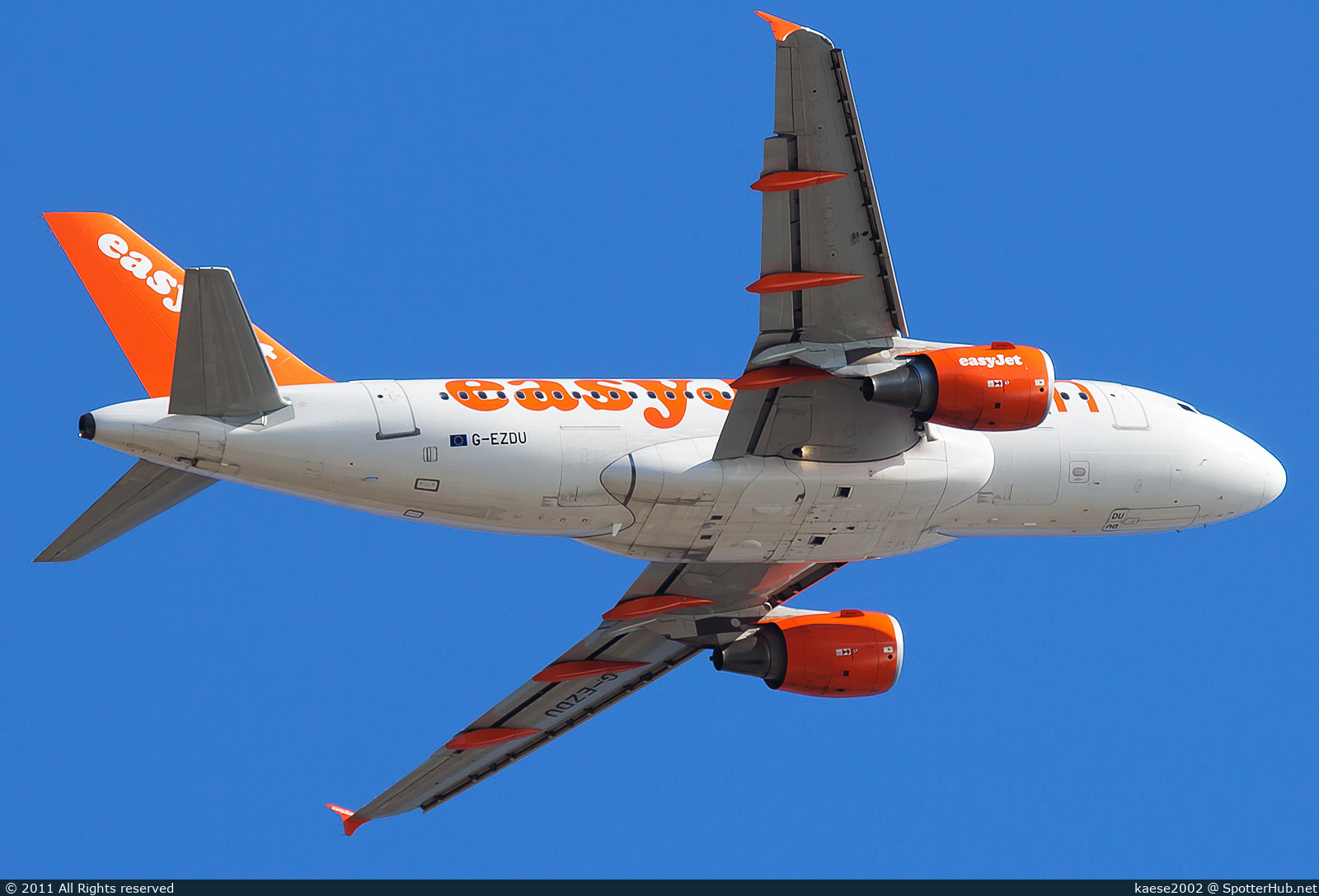 Photo of G-EZDU - Airbus A319-111 operated by easyJet