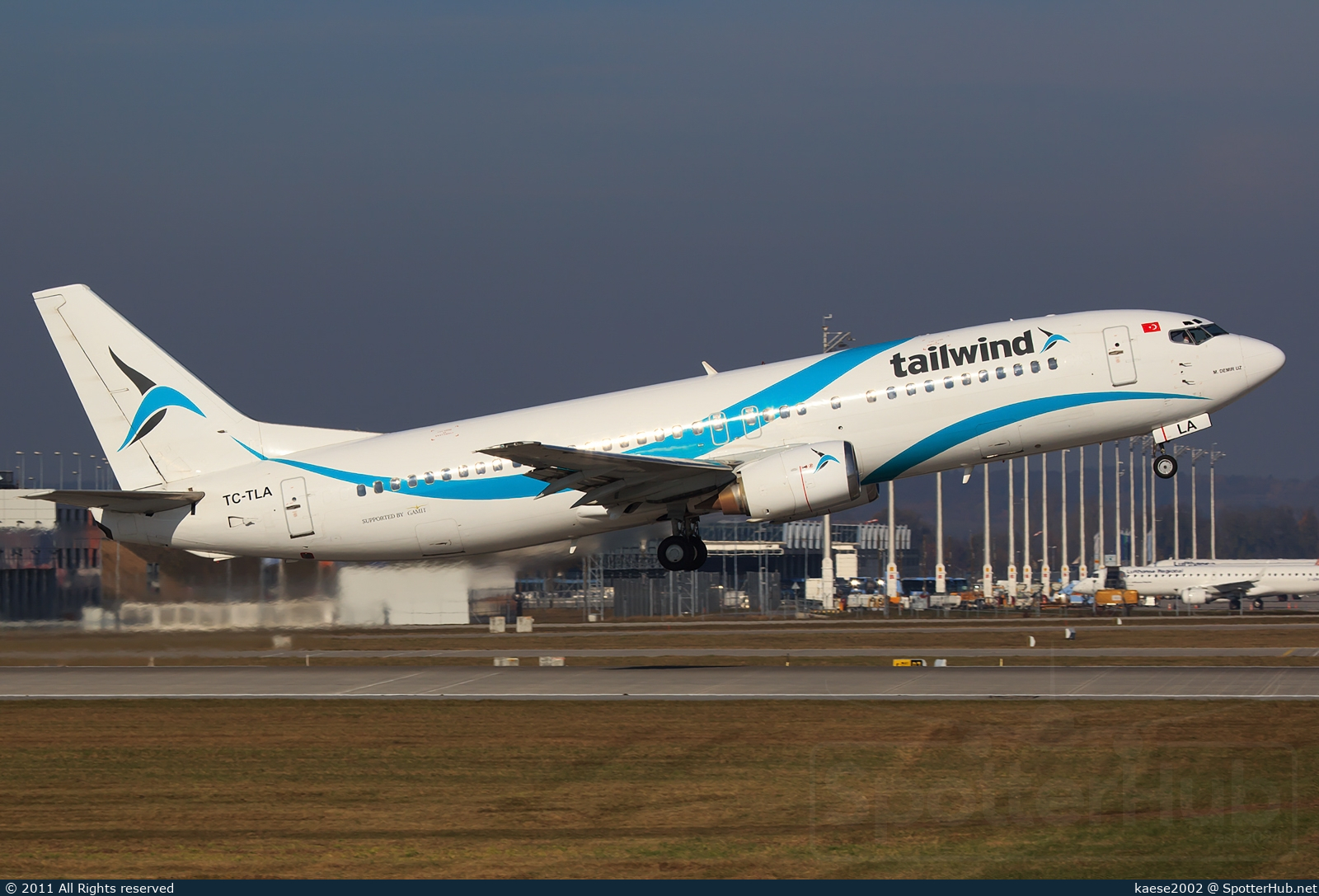 Photo of TC-TLA - Boeing 737-4Q8 operated by Tailwind Airlines