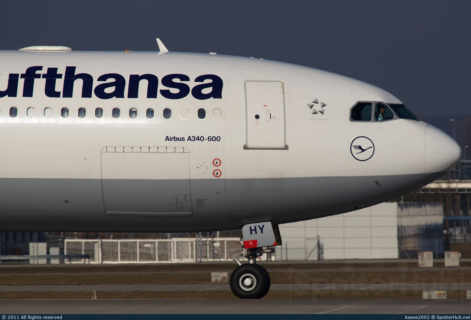 Photo of D-AIHY - Airbus A340-642 operated by Lufthansa