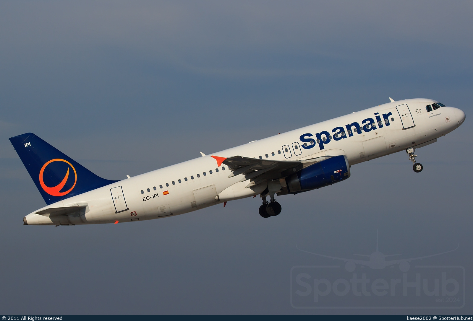 Photo of EC-IPI - Airbus A320-232 operated by Spanair