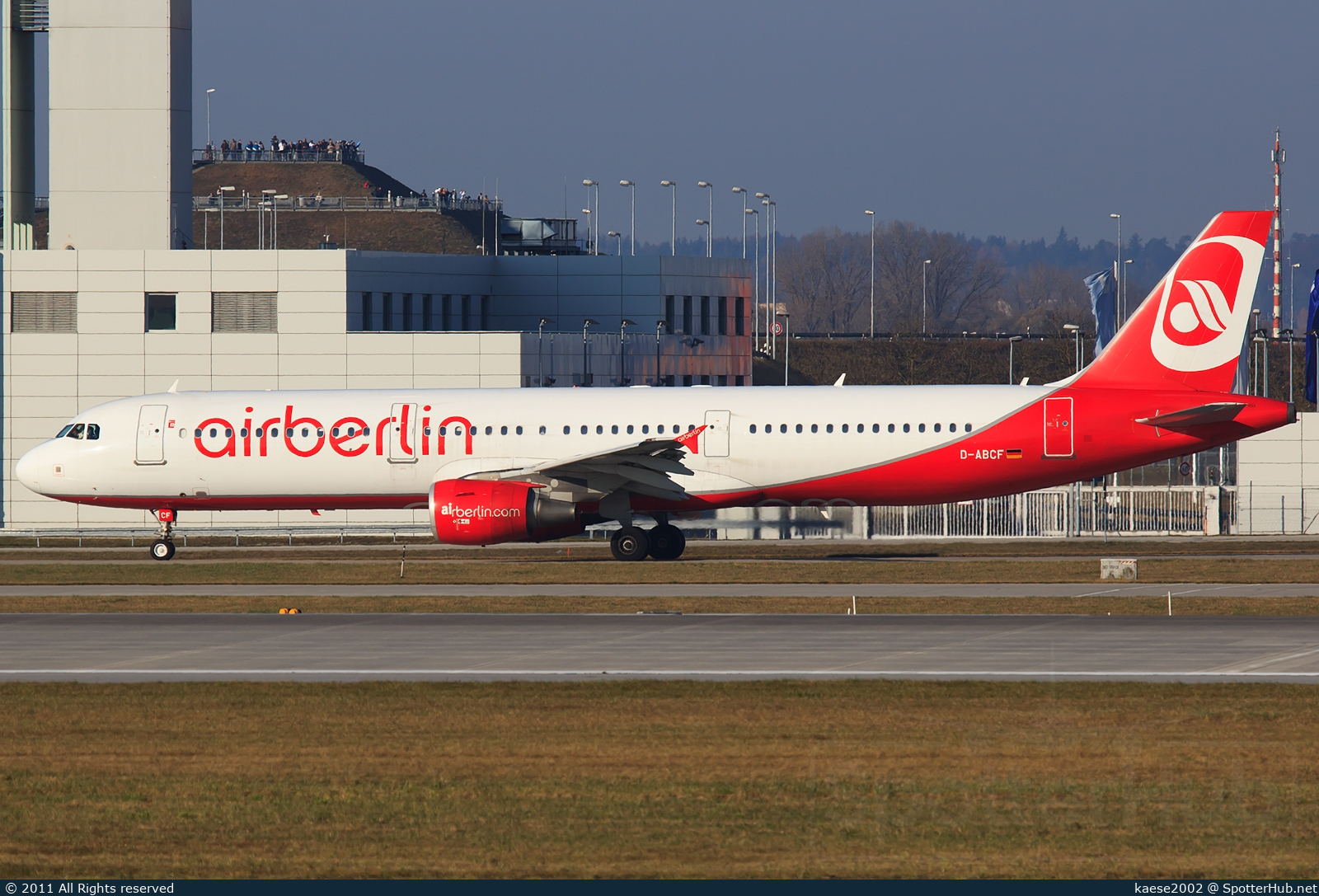 Photo of D-ABCF - Airbus A321-211 operated by Air Berlin