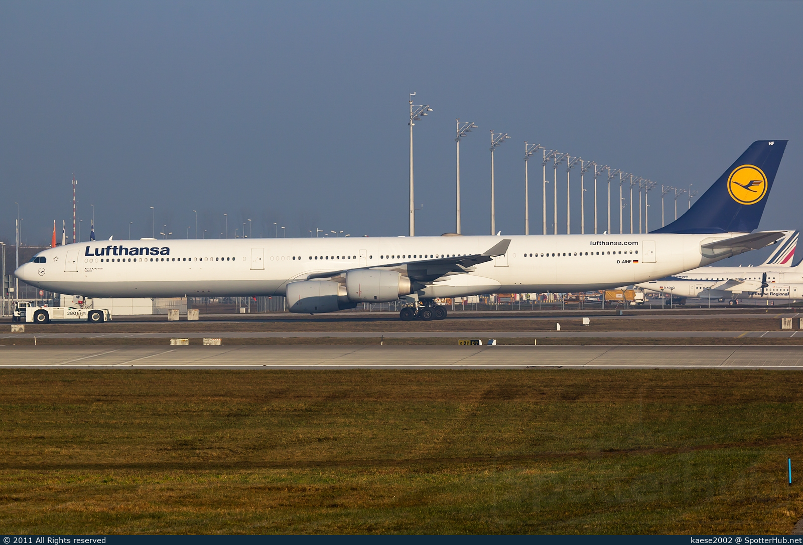 Photo of D-AIHF - Airbus A340-642 operated by Lufthansa
