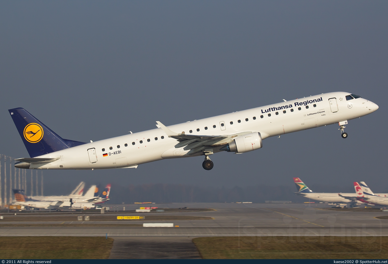 Photo of D-AEBI - Embraer ERJ-195LR operated by Lufthansa CityLine