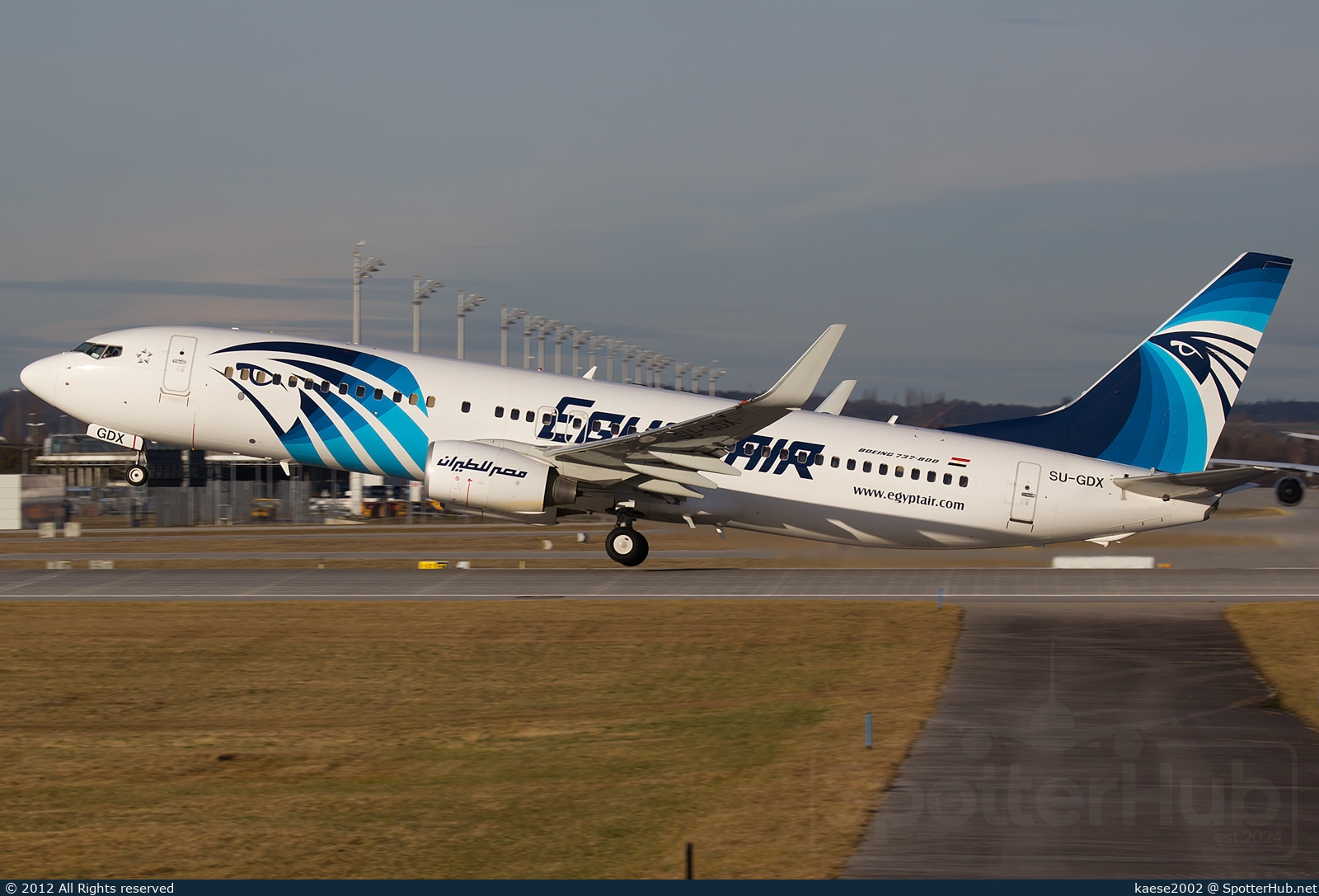 Photo of SU-GDX - Boeing 737-866 operated by Egyptair