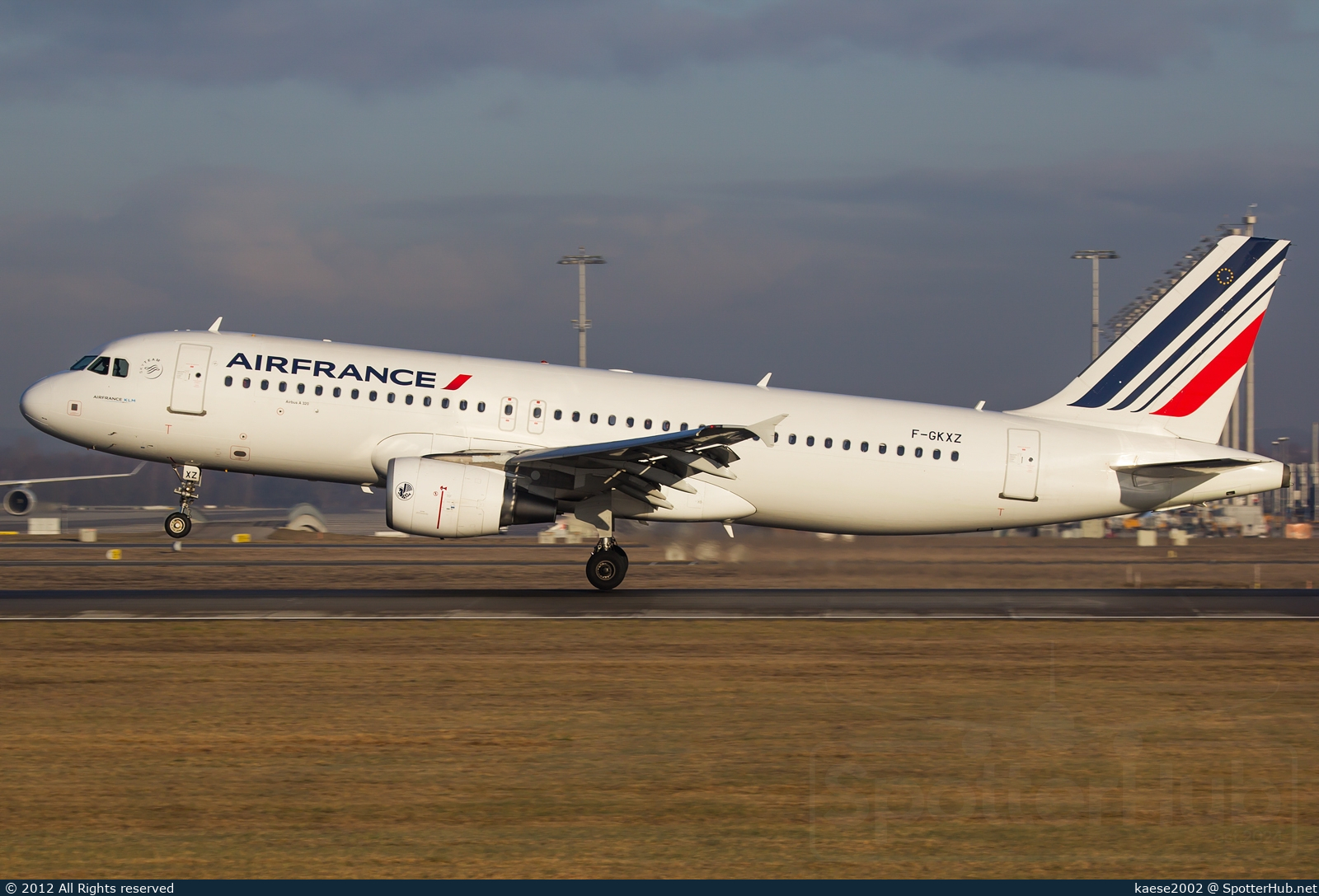 Photo of F-GKXZ - Airbus A320-214 operated by Air France