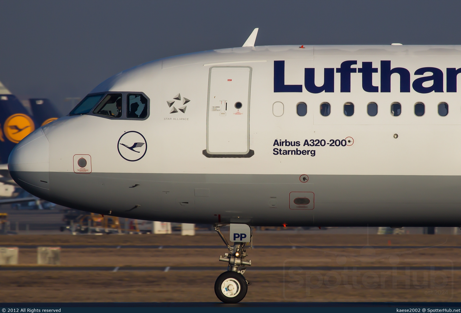 Photo of D-AIPP - Airbus A320-211 operated by Lufthansa