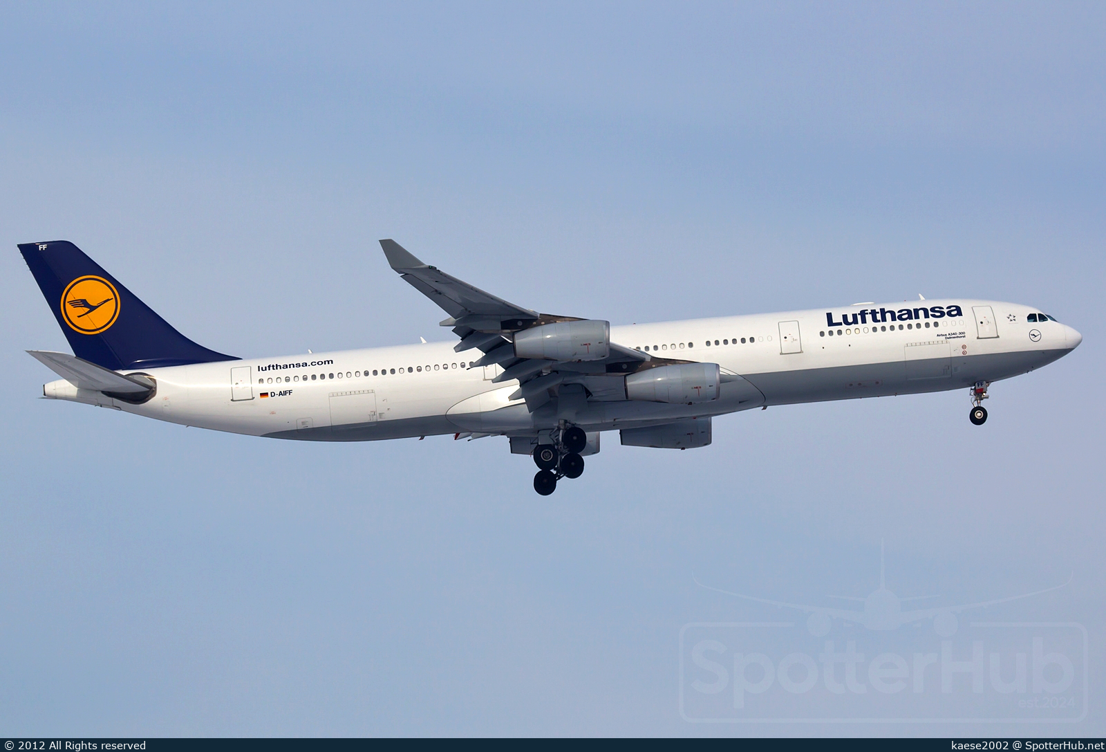 Photo of D-AIFF - Airbus A340-313 operated by Lufthansa