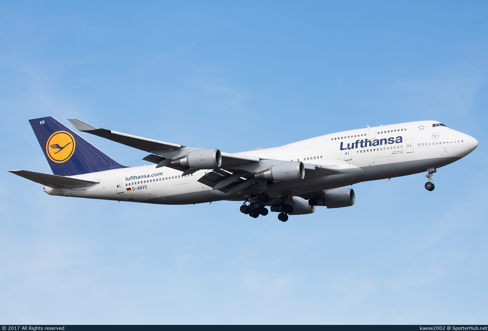 Photo of D-ABVO - Boeing 747-430 operated by Lufthansa