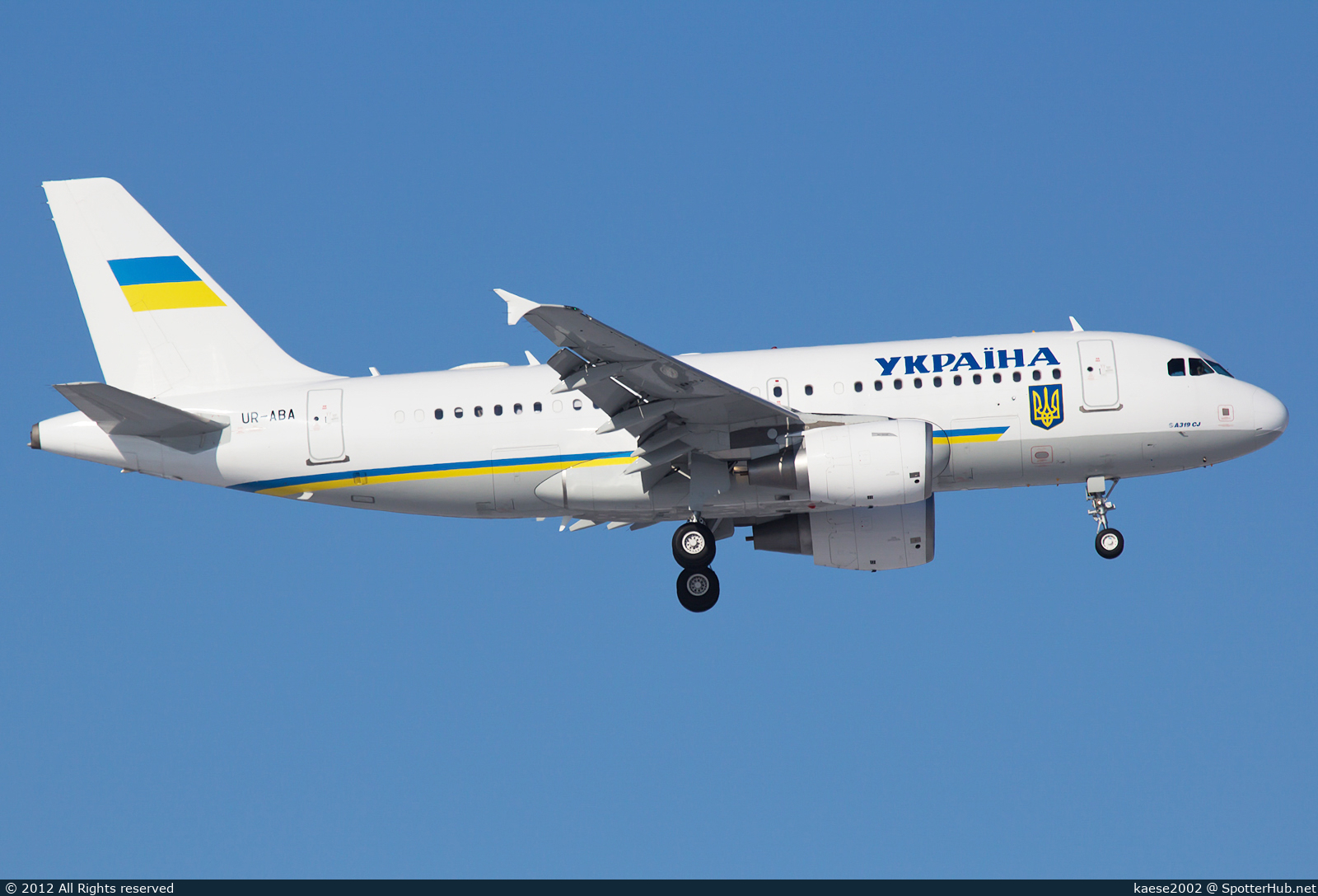 Photo of UR-ABA - Airbus A319-115(CJ) operated by Government of Ukraine