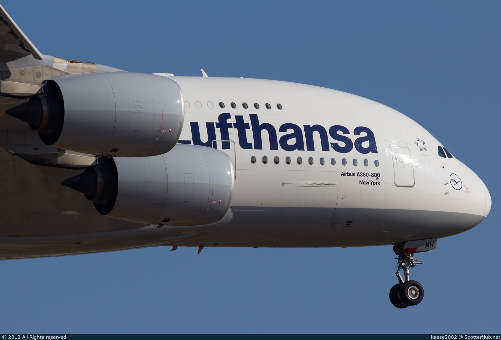 Photo of D-AIMH - Airbus A380-841 operated by Lufthansa