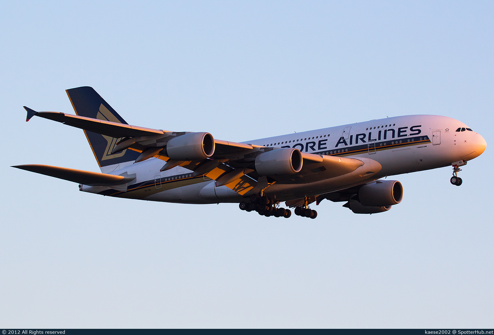 Photo of 9V-SKI - Airbus A380-841 operated by Singapore Airlines