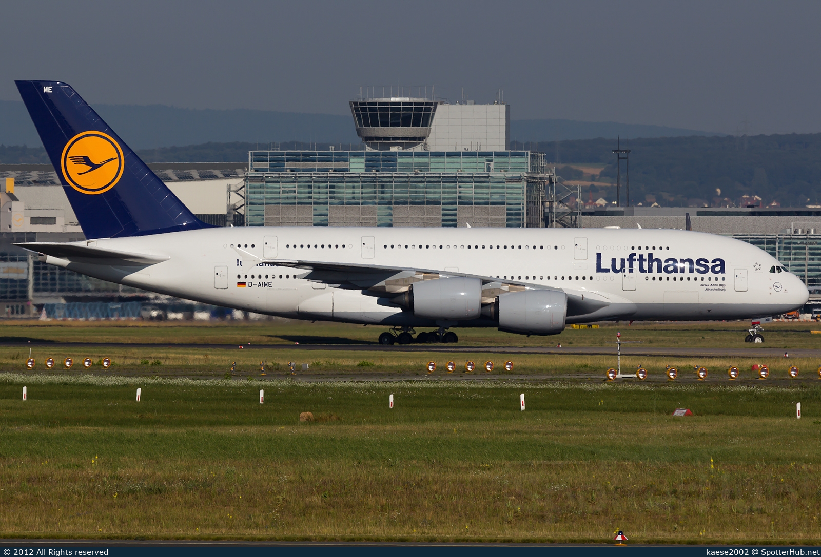 Photo of D-AIME - Airbus A380-841 operated by Lufthansa