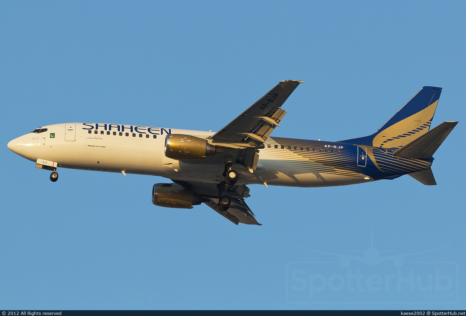 Photo of AP-BJP - Boeing 737-4H6 operated by Shaheen Air