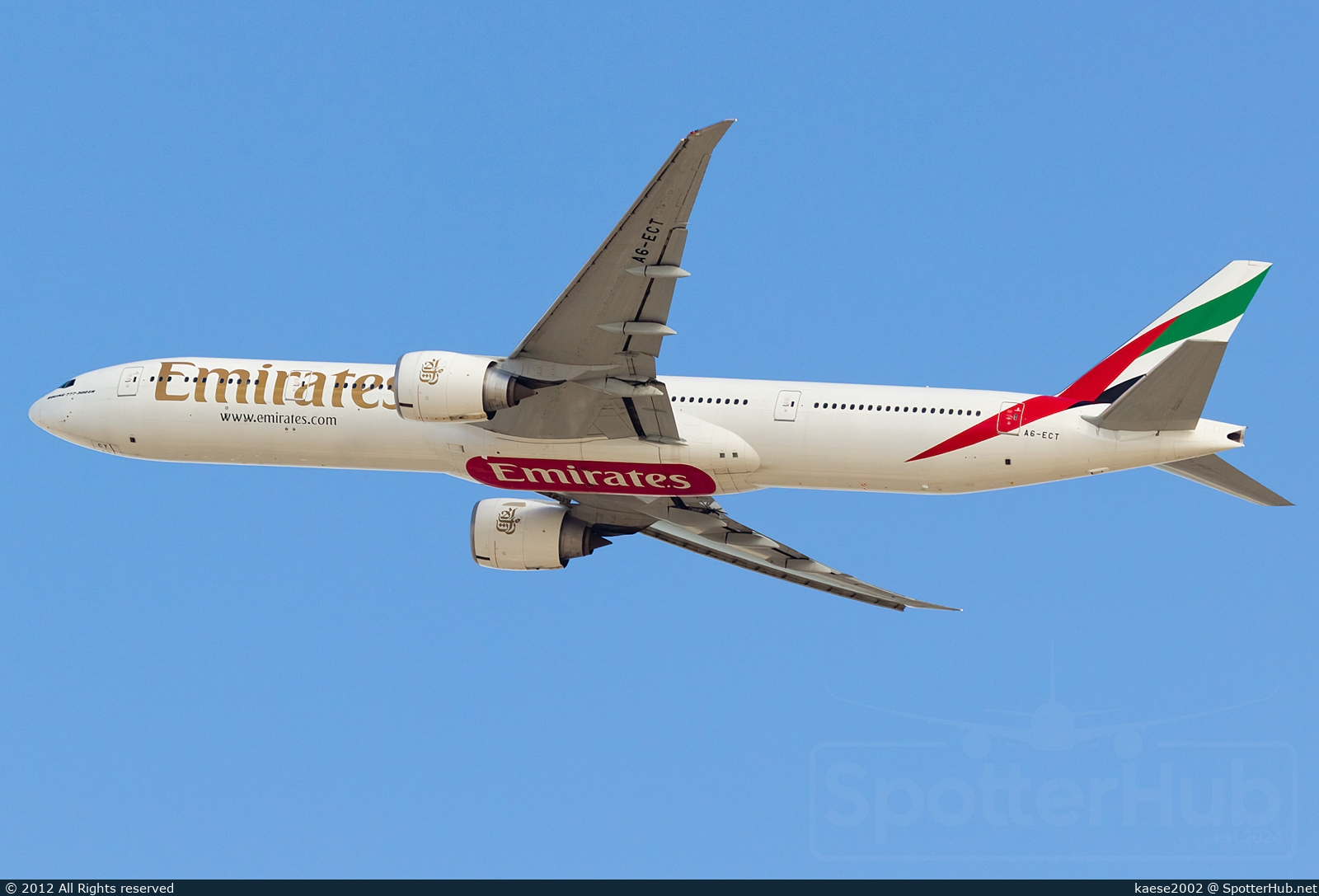 Photo of A6-ECT - Boeing 777-31H(ER) operated by Emirates