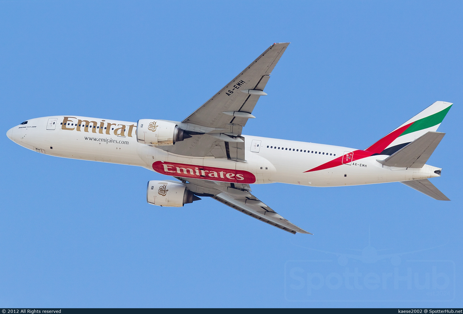 Photo of A6-EMH - Boeing 777-21H(ER) operated by Emirates