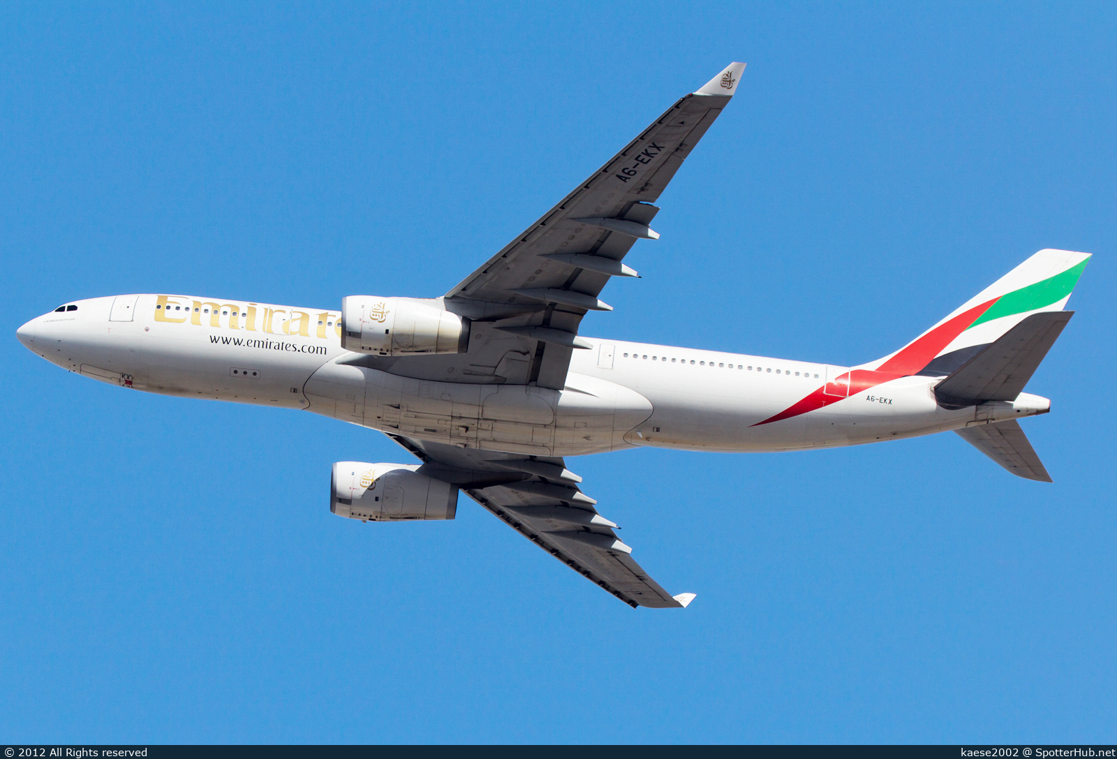 Photo of A6-EKX - Airbus A330-243 operated by Emirates