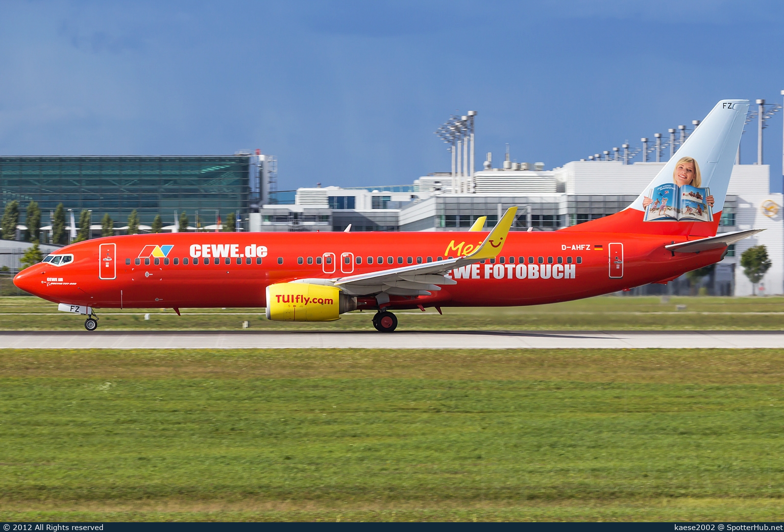Photo of D-AHFZ - Boeing 737-8K5 operated by TUIfly