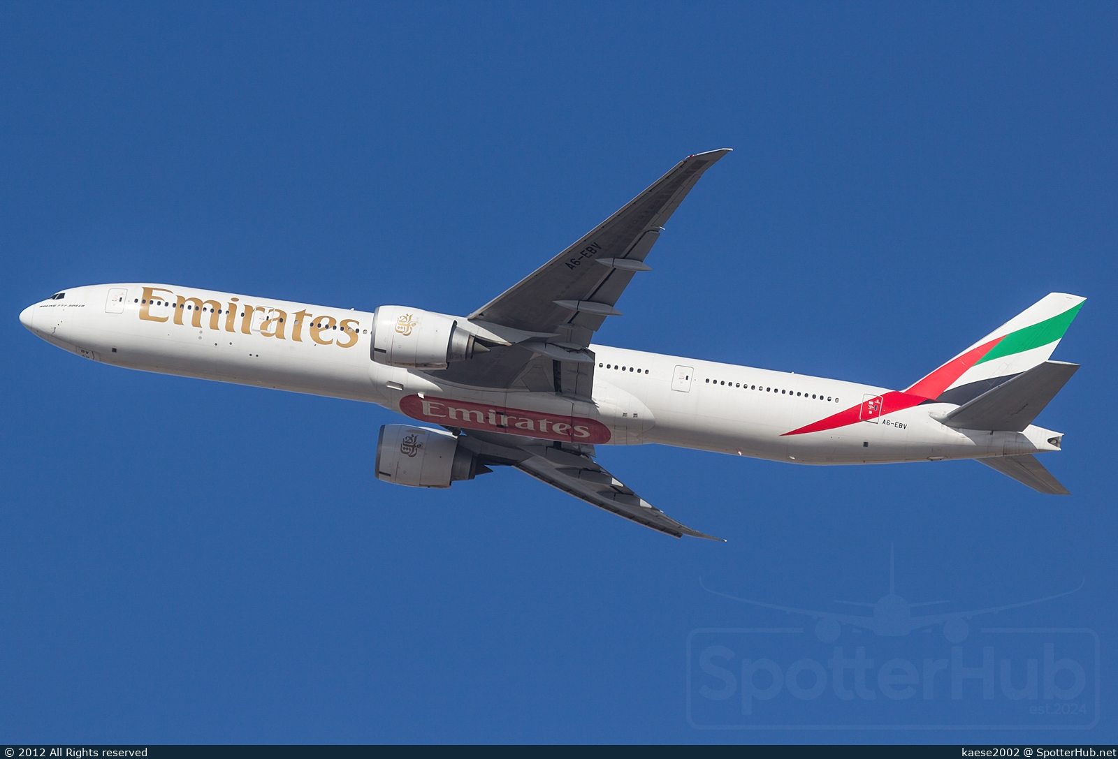 Photo of A6-EBV - Boeing 777-31H(ER) operated by Emirates