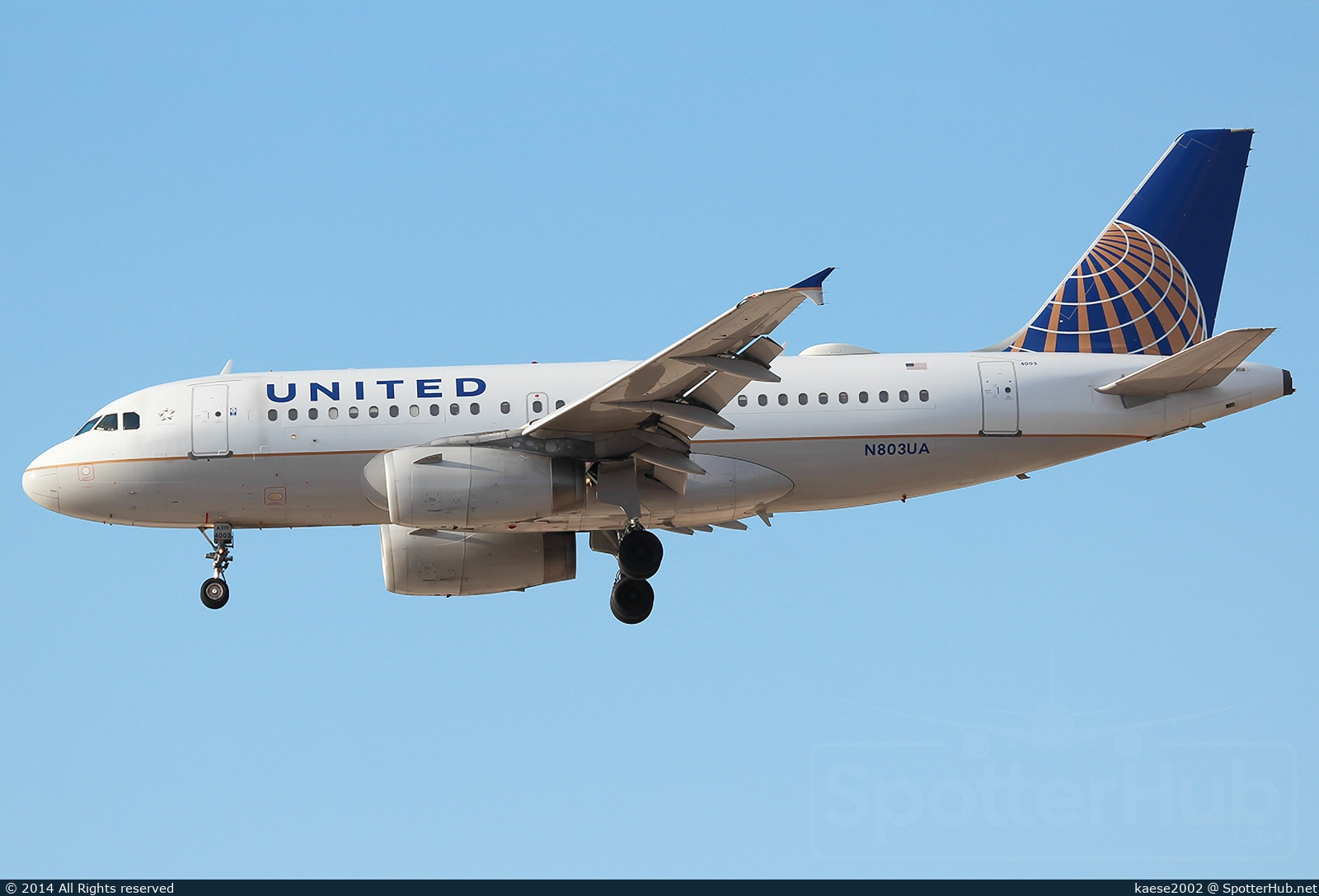 Photo of N803UA - Airbus A319-131 operated by United Airlines