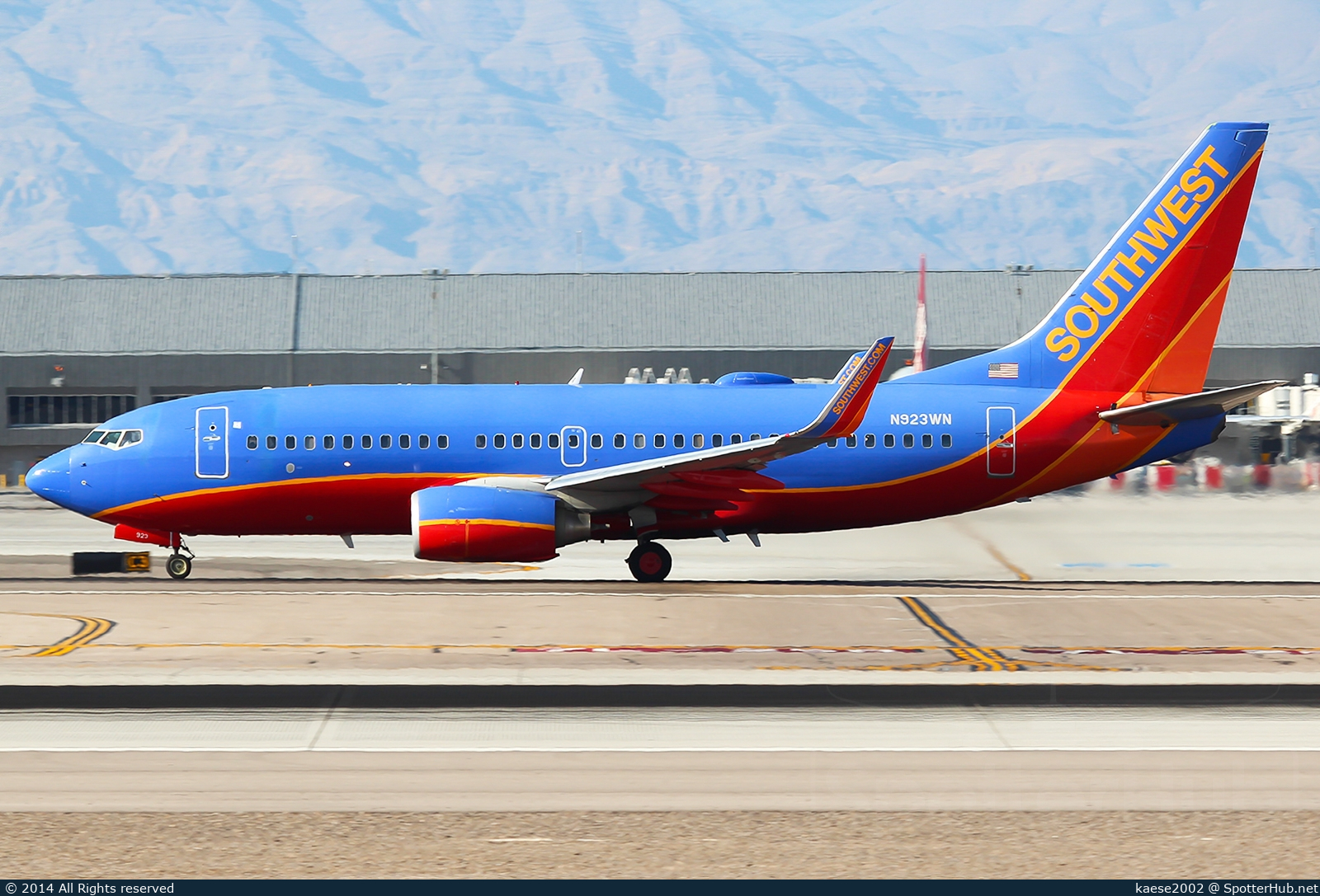 Photo of N923WN - Boeing 737-7H4 operated by Southwest Airlines