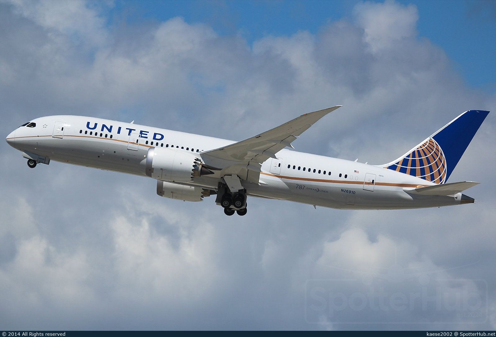 Photo of N26910 - Boeing 787-8 Dreamliner operated by United Airlines
