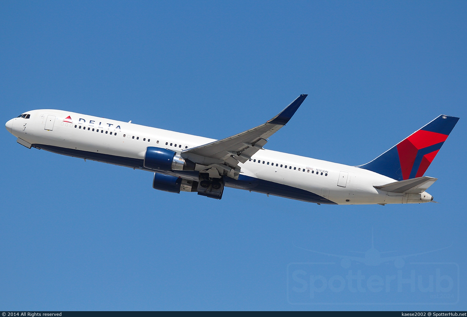 Photo of N181DN - Boeing 767-332(ER) operated by Delta Air Lines