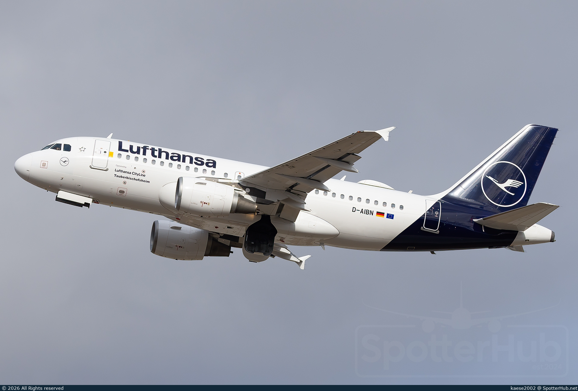 Photo of D-AIBN - Airbus A319-112 operated by Lufthansa CityLine