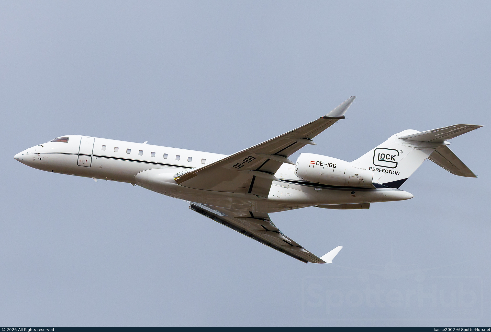 Photo of OE-IGG - Bombardier Global Express XRS operated by Glock Aviation