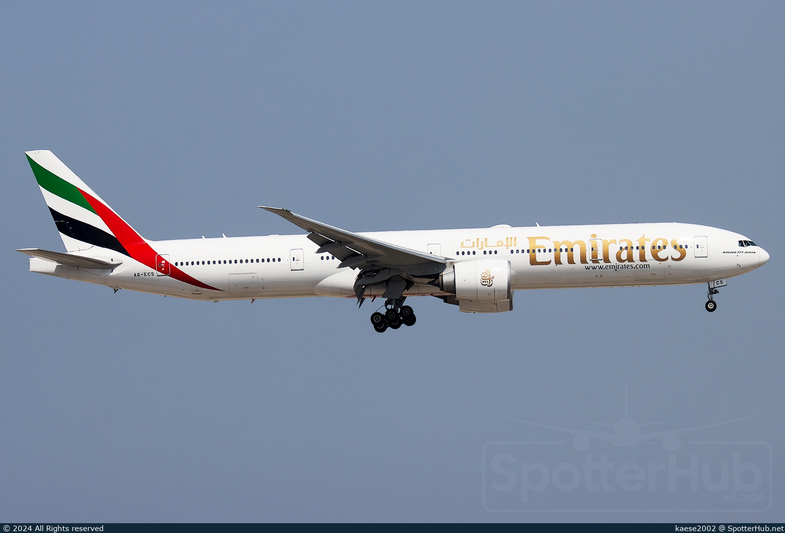 Photo of A6-ECS - Boeing 777-31H(ER) operated by Emirates