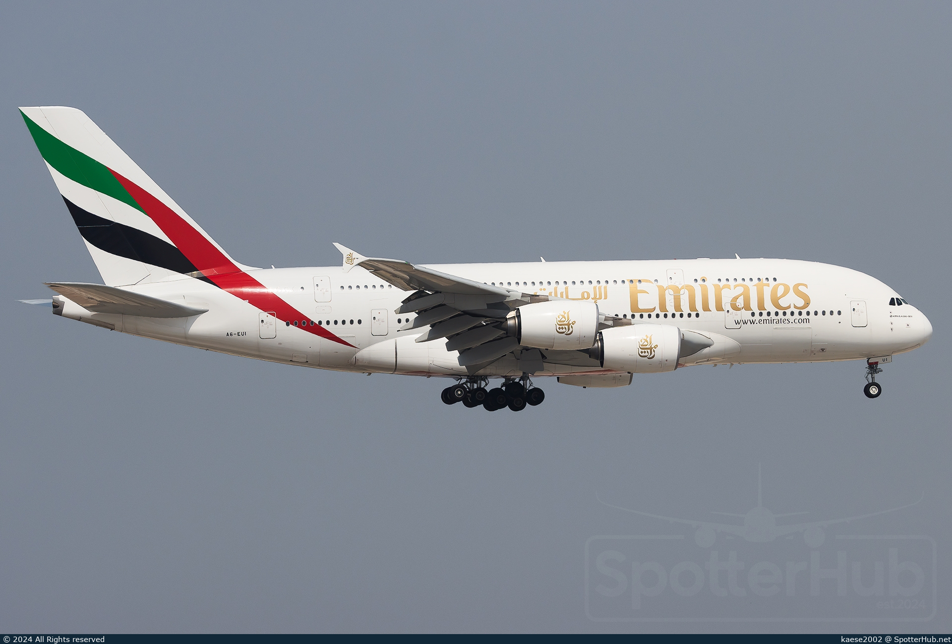 Photo of A6-EUI - Airbus A380-861 operated by Emirates