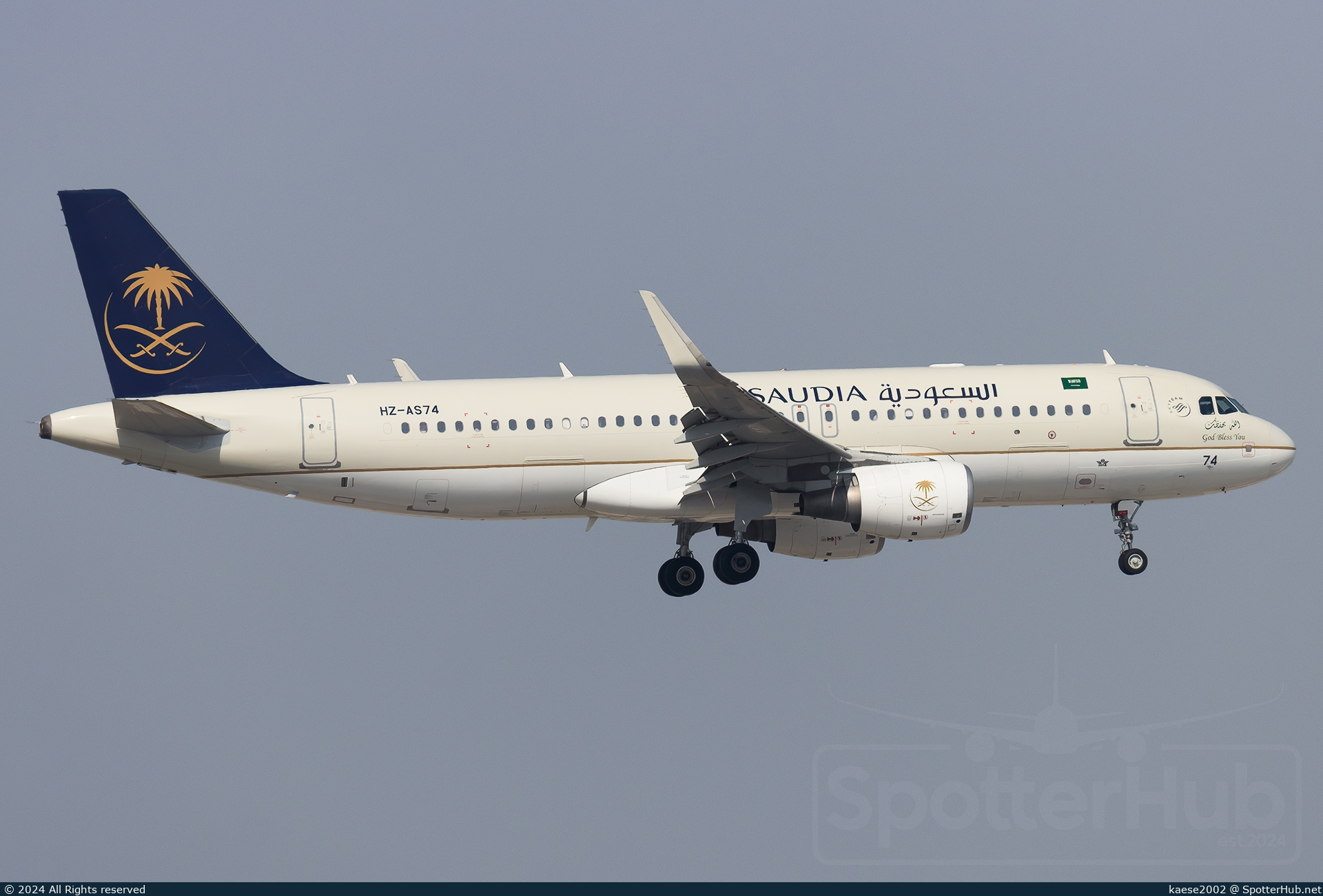 Photo of HZ-AS74 - Airbus A320-214 operated by Saudia
