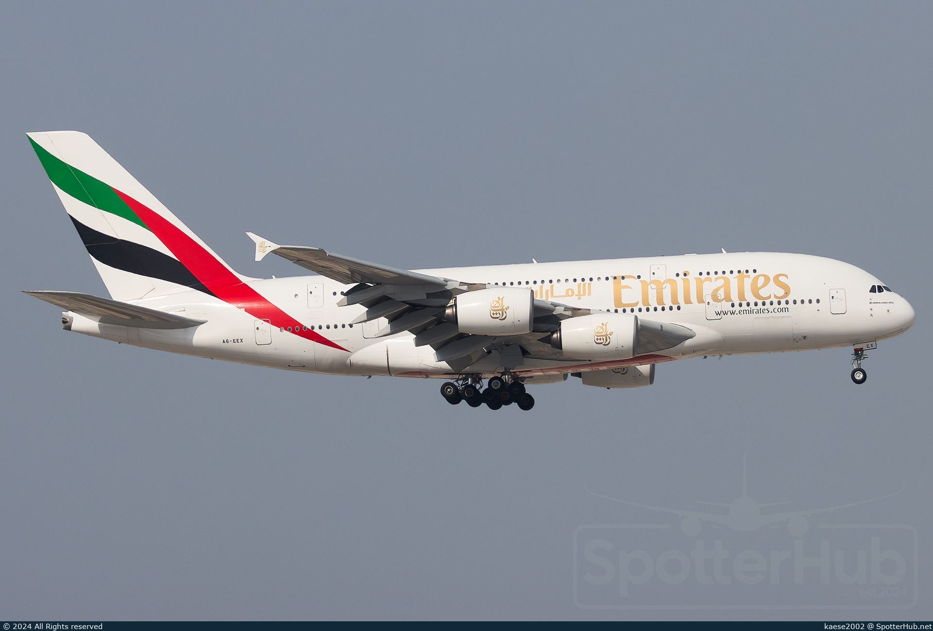 Photo of A6-EEX - Airbus A380-861 operated by Emirates