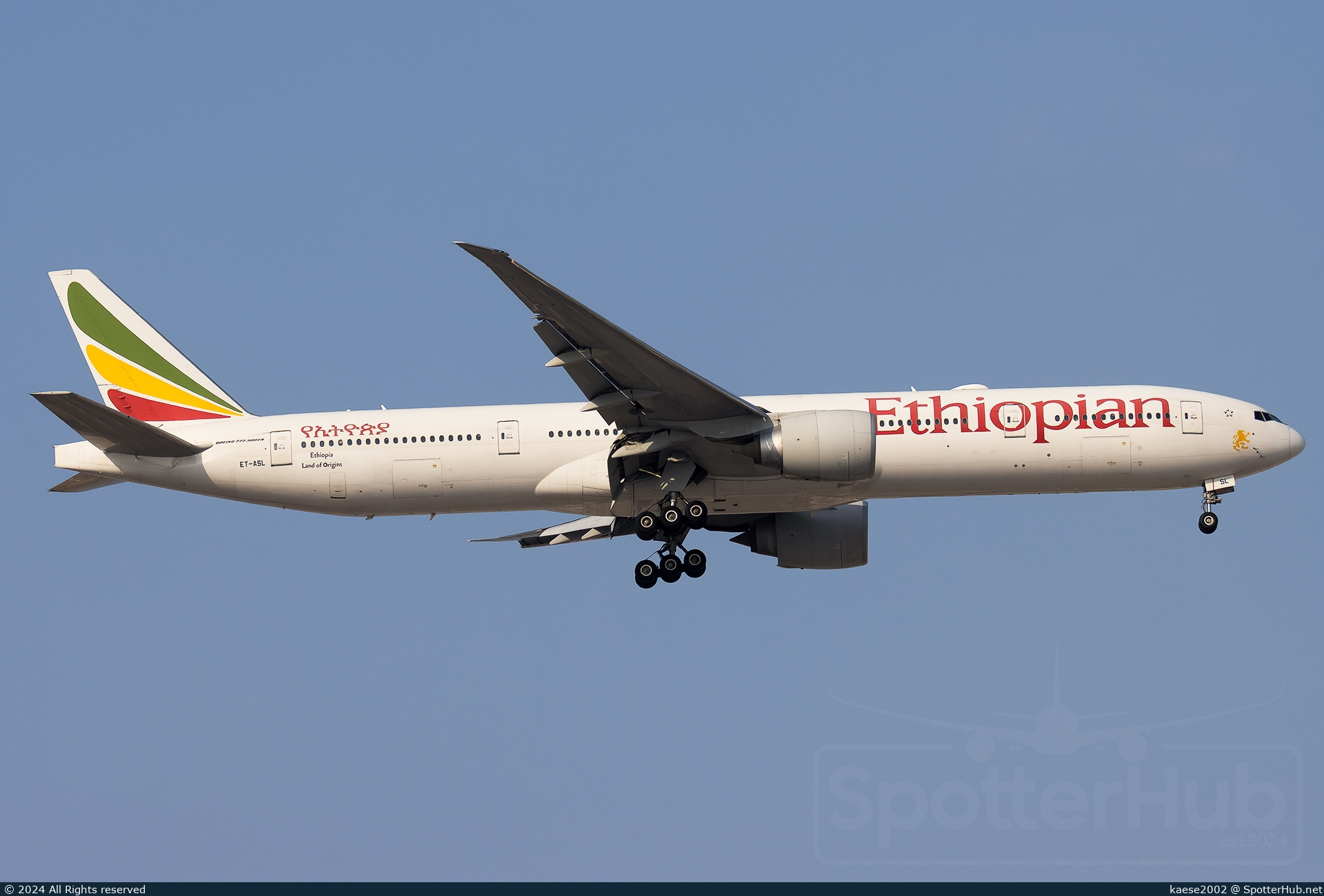 Photo of ET-ASL - Boeing 777-360(ER) operated by Ethiopian Airlines